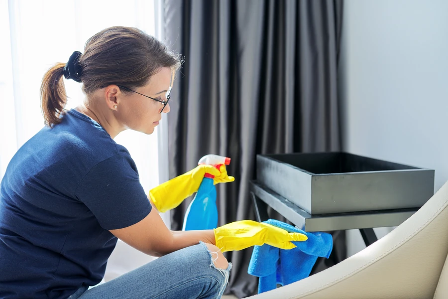 Airbnb Cleaning Tips To Prevent Guest Complaints in San Ardo, CA